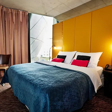 Sono Hotel 4*