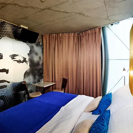Sono Hotel
