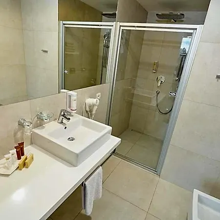 Sono 4* Brno