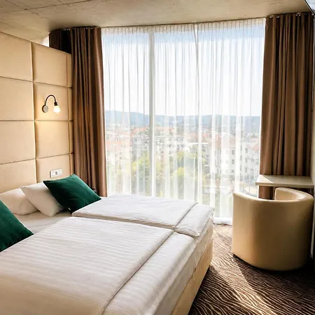 Sono Hotel